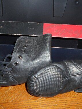 Leather Jazz Boots  11 W  Child- NWT